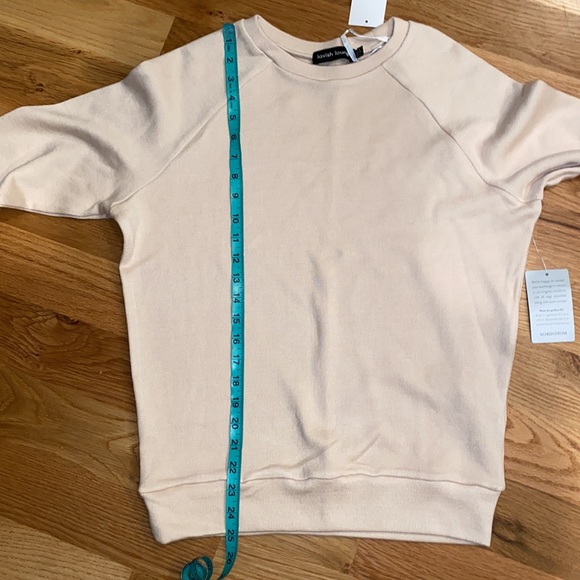 NWT  Lavish Alice Raglan Sleeve Sweatshirt in Cream - Picture 8 of 8